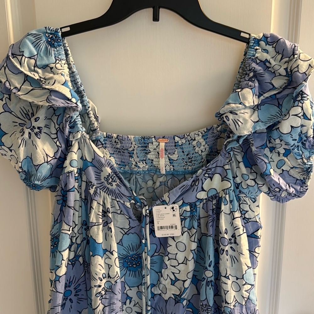 Maggie Mae Floral Tunic (no shorts) NWOT diva blue combo